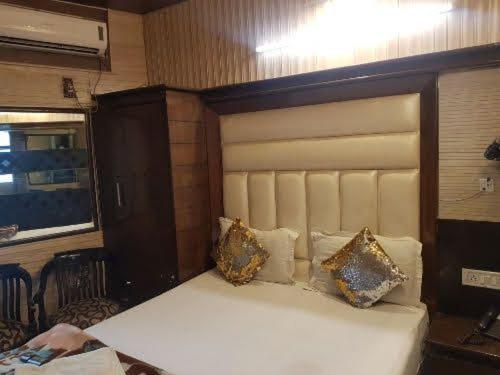 Hotel Roma Deluxe - New Delhi Railway Station Esterno foto