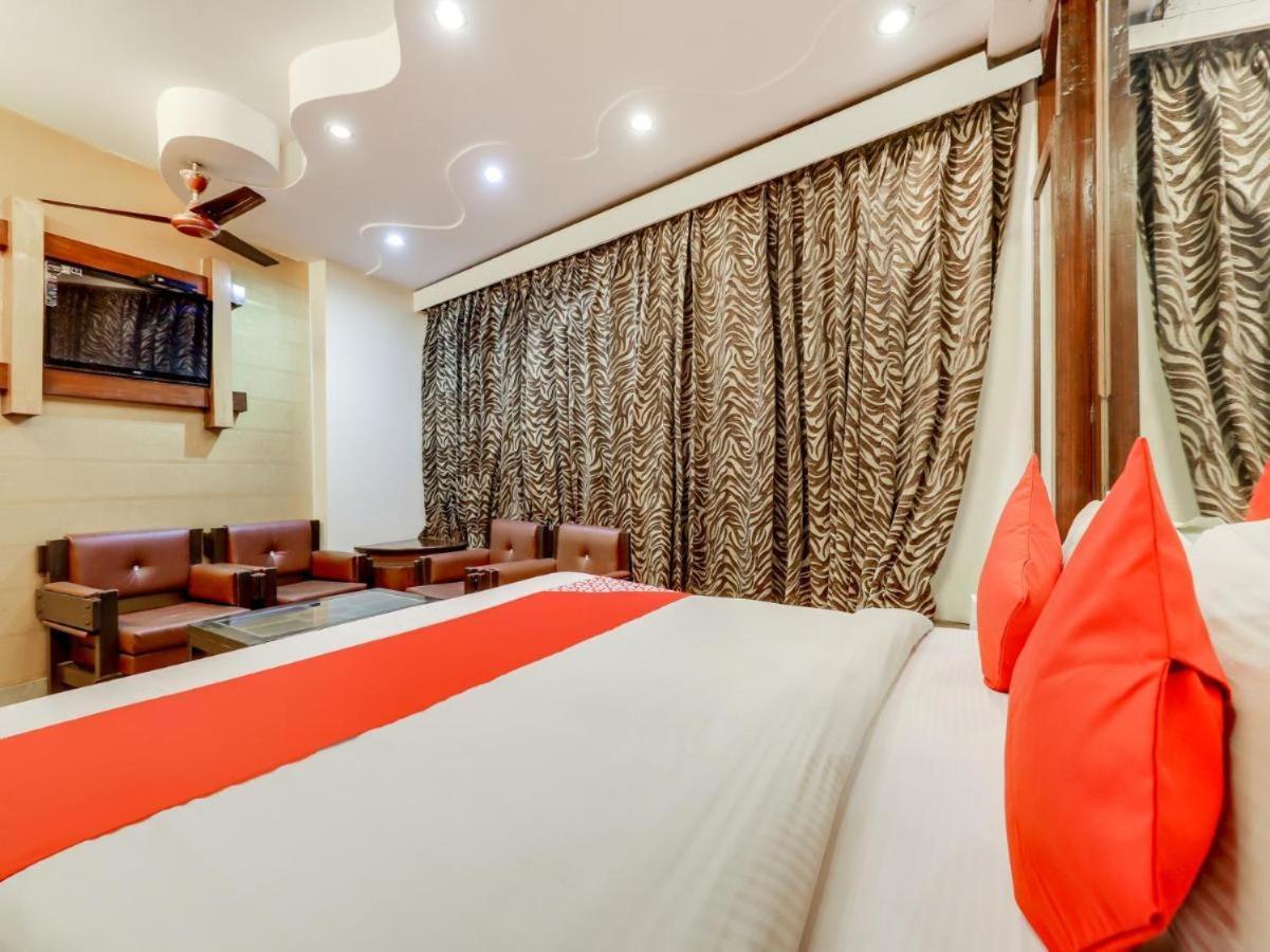 Hotel Roma Deluxe - New Delhi Railway Station Esterno foto