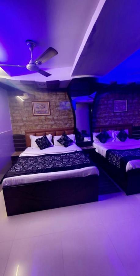 Hotel Roma Deluxe - New Delhi Railway Station Esterno foto